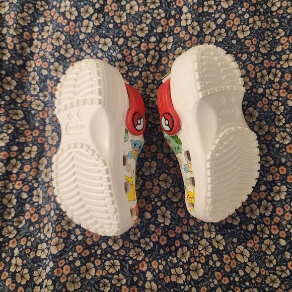NWOT Little Kids Pokemon Crocs Size 5C C5 - Picture 2 of 4